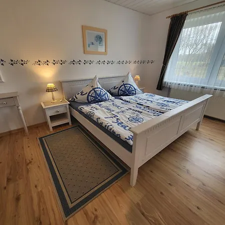 Haus Ruhewinkel, 2 * Alkersum